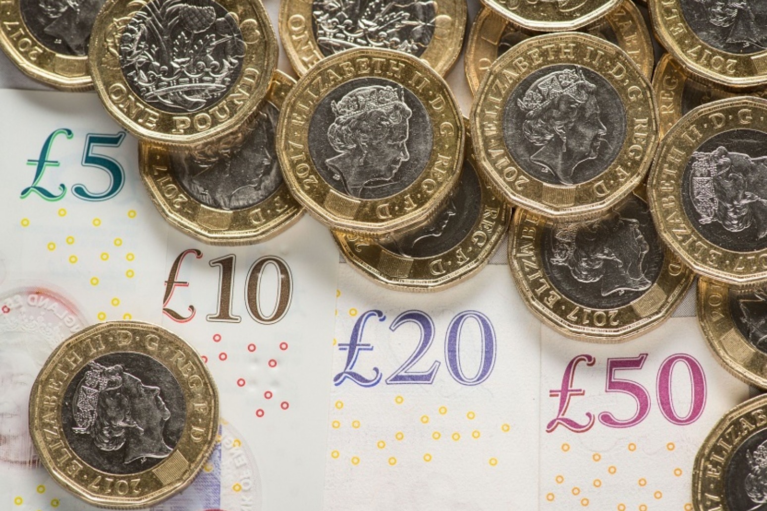Cash deposits and withdrawals at Post Offices top £3bn in a month for first time 