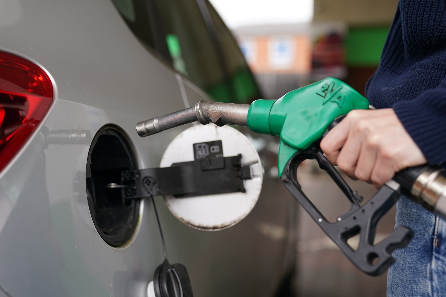 Fuel prices should be 3p a litre lower, says the AA 