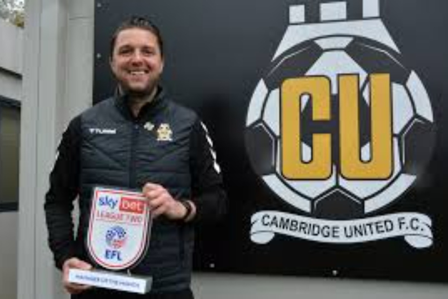 Mark Bonner delight as Cambridge encapsulate magic of FA Cup with Magpies scalp 