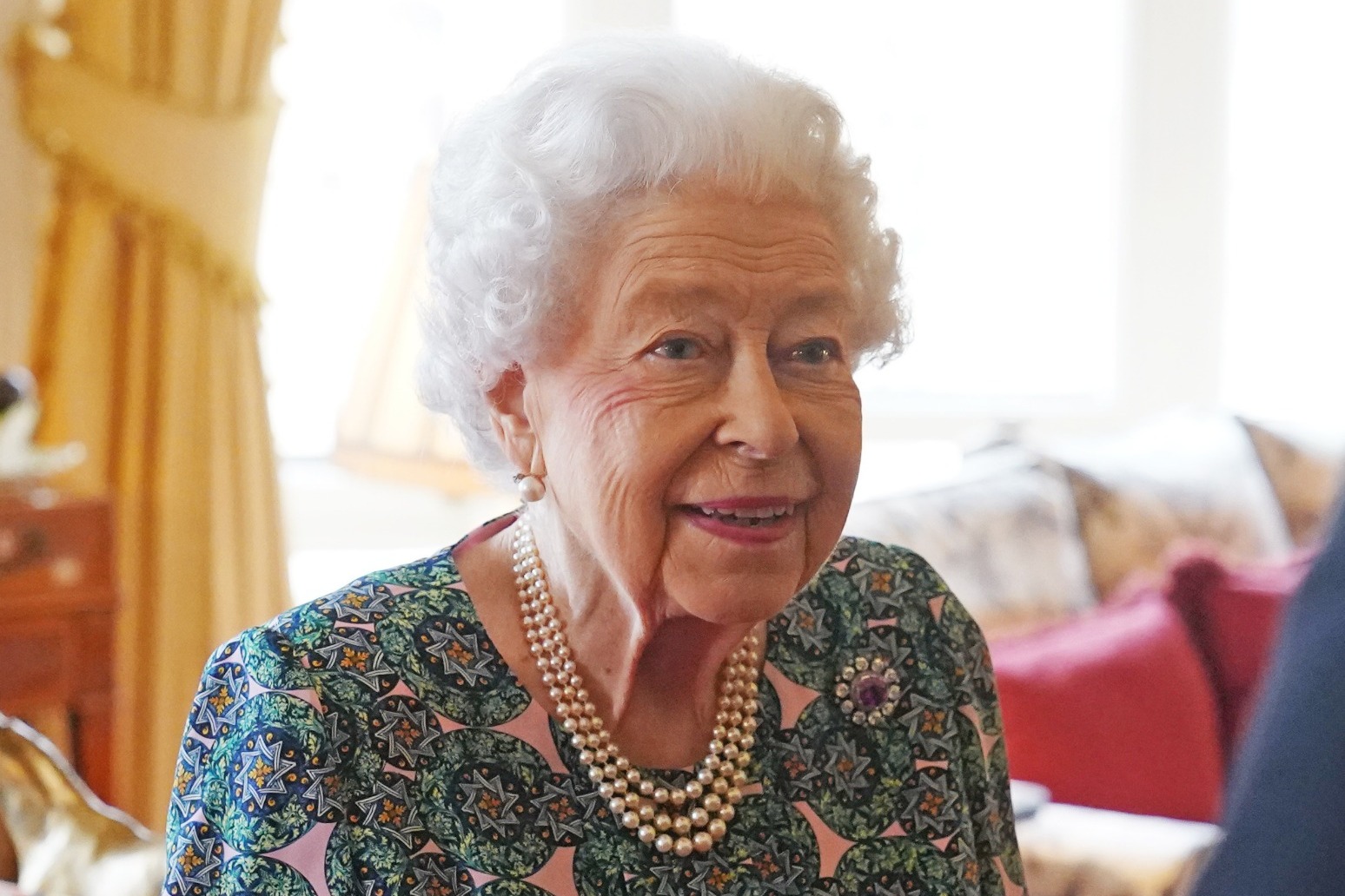 Queen has Covid: Monarch, 95, has tested positive for virus 