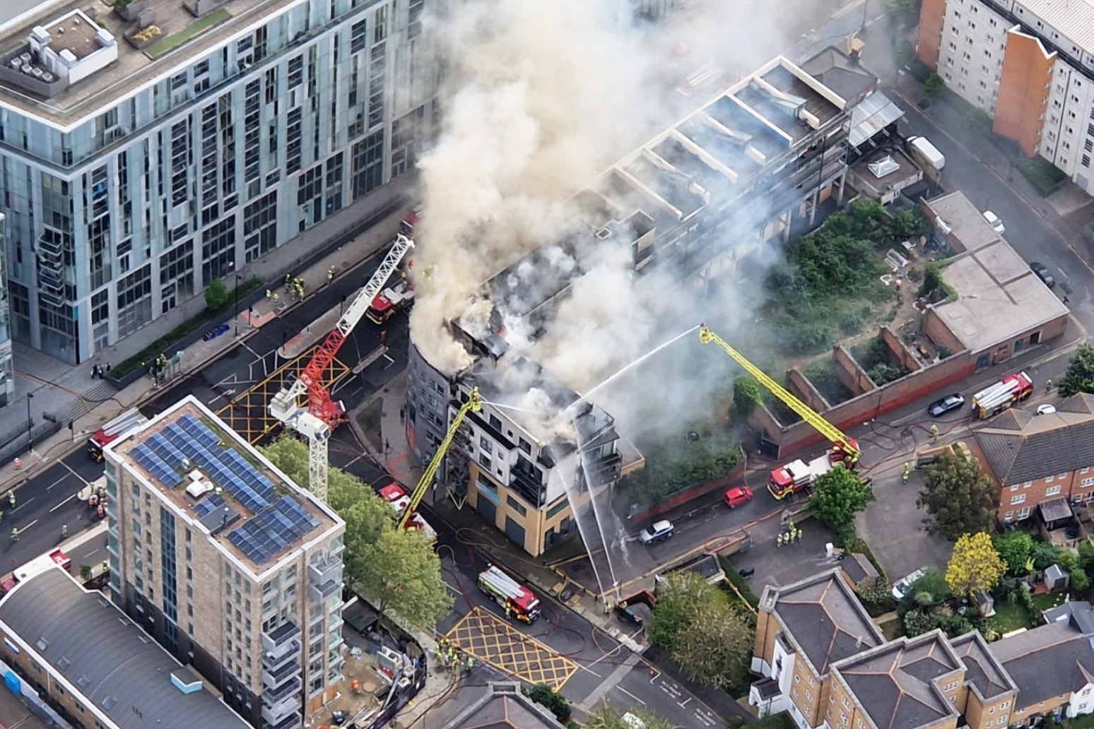 120 firefighters respond to ‘intense’ blaze at block of flats in London 