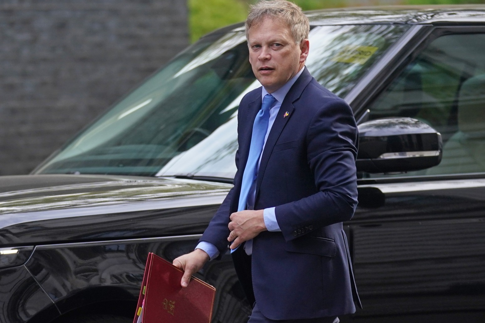 Grant Shapps pledges to do ‘whatever it takes’ to improve DVLA 