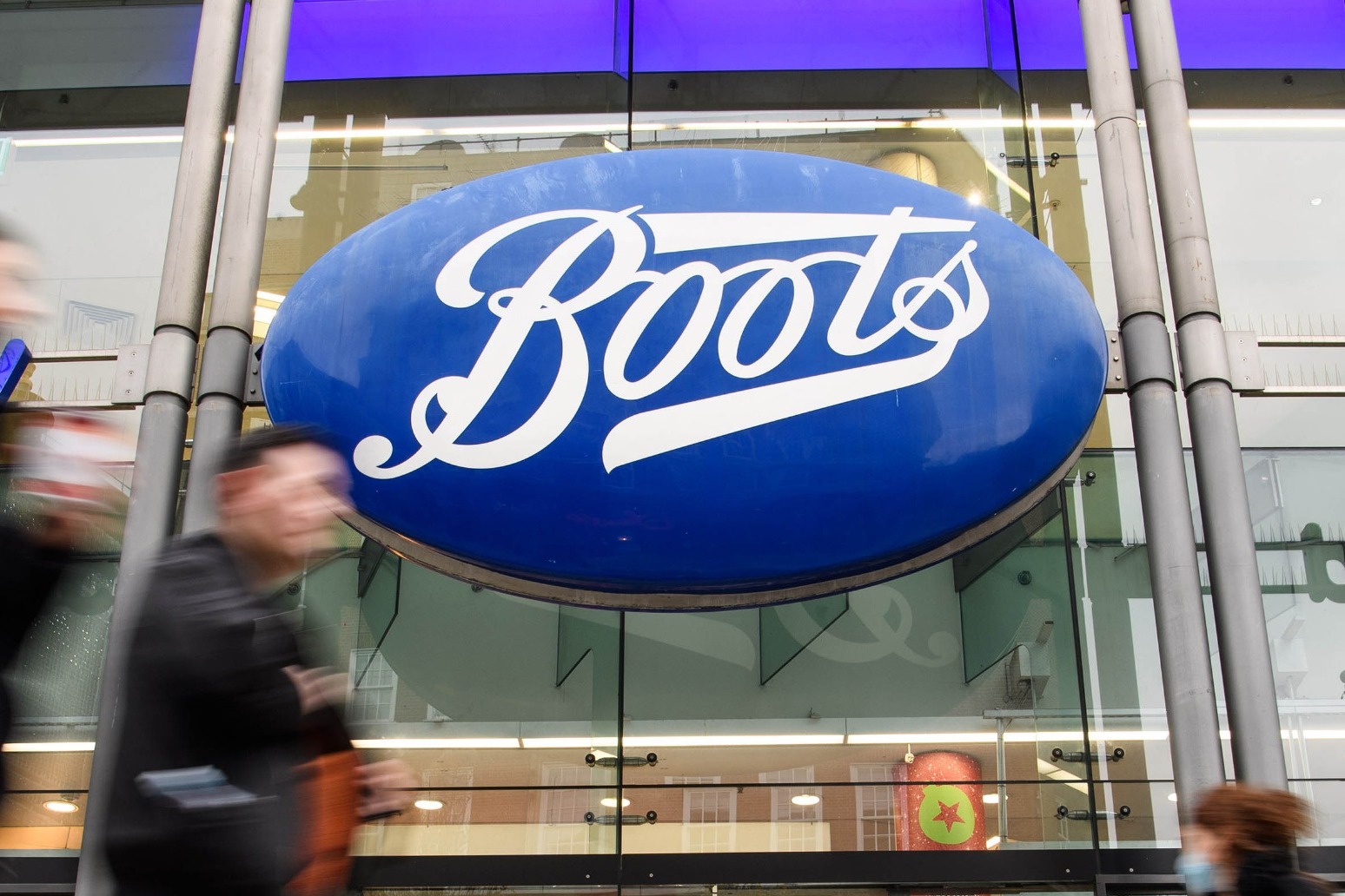 Mukesh Ambani and Apollo set for Boots takeover bid 