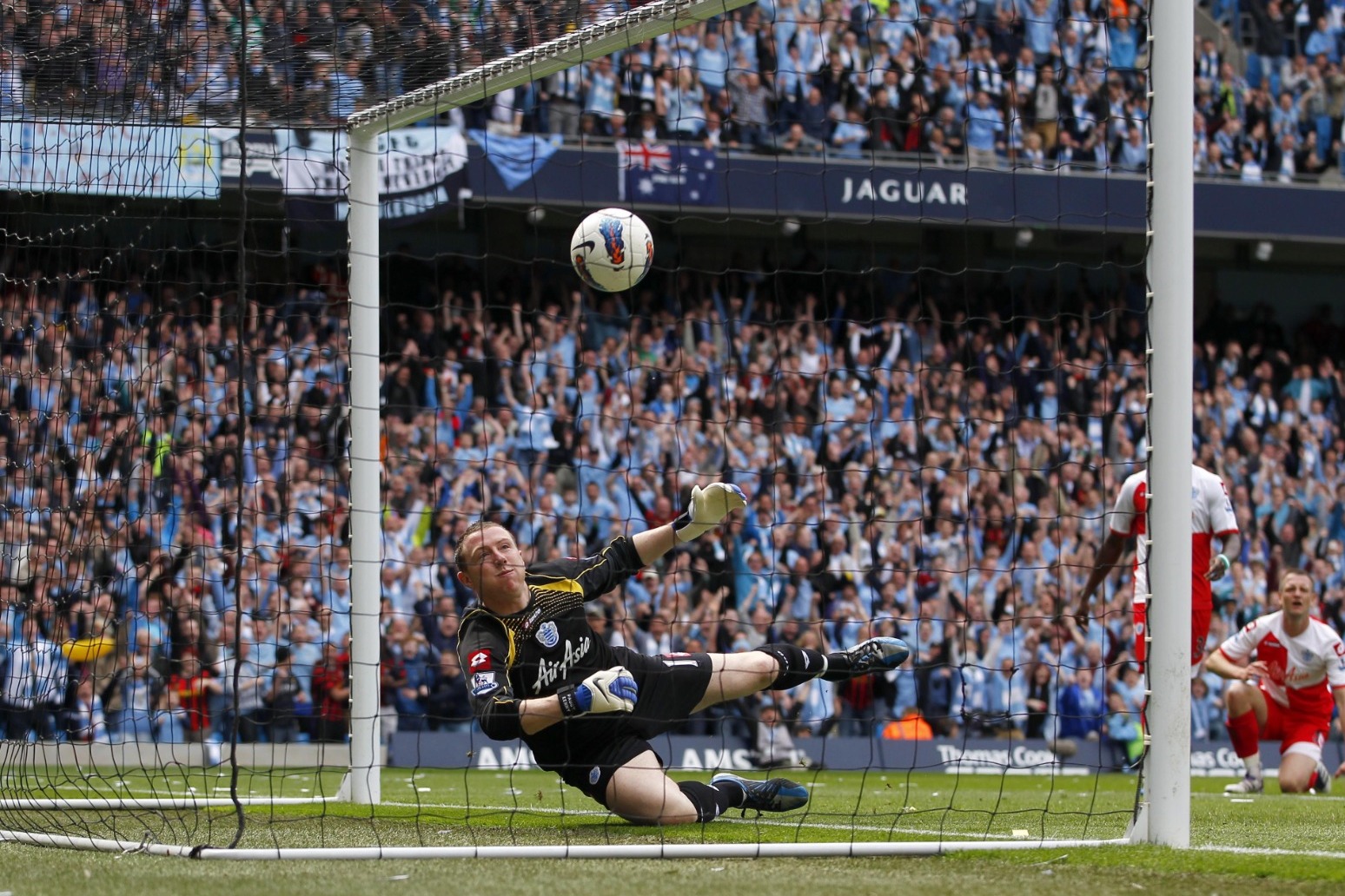 ‘I’ve had some hammer!’ – Paddy Kenny never able to forget Sergio Aguero heroics 