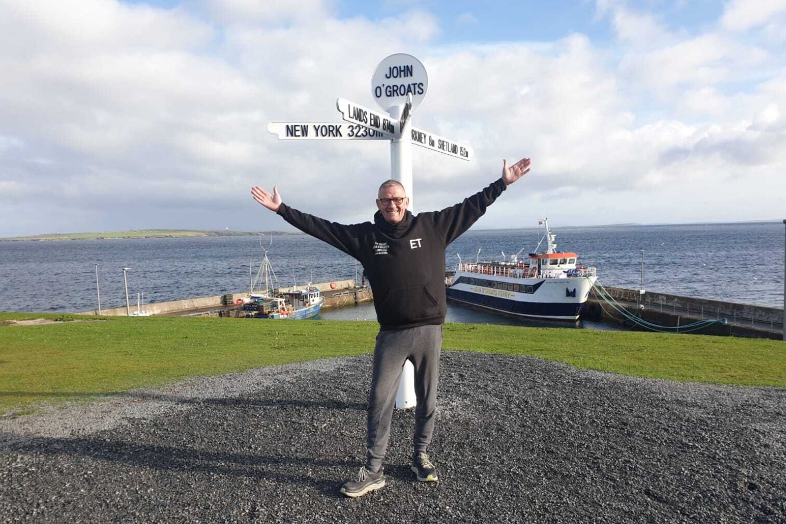 Veteran aims to run 870 miles from Scotland to Cornwall in 17 days for charity 