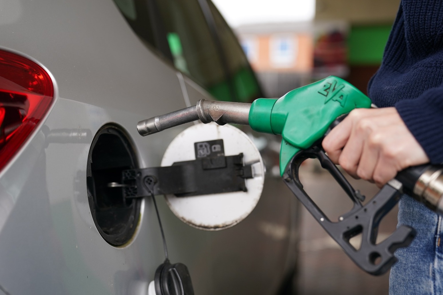Average cost of petrol up nearly 3p per litre in a week 