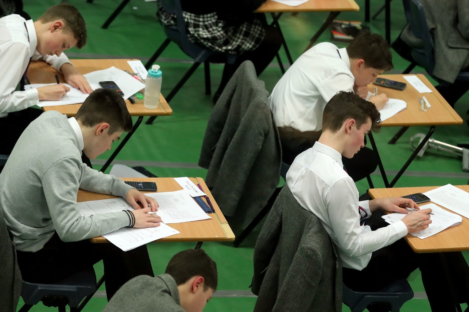 GCSE and A-level pupils told to look at alternatives routes to school during strike 