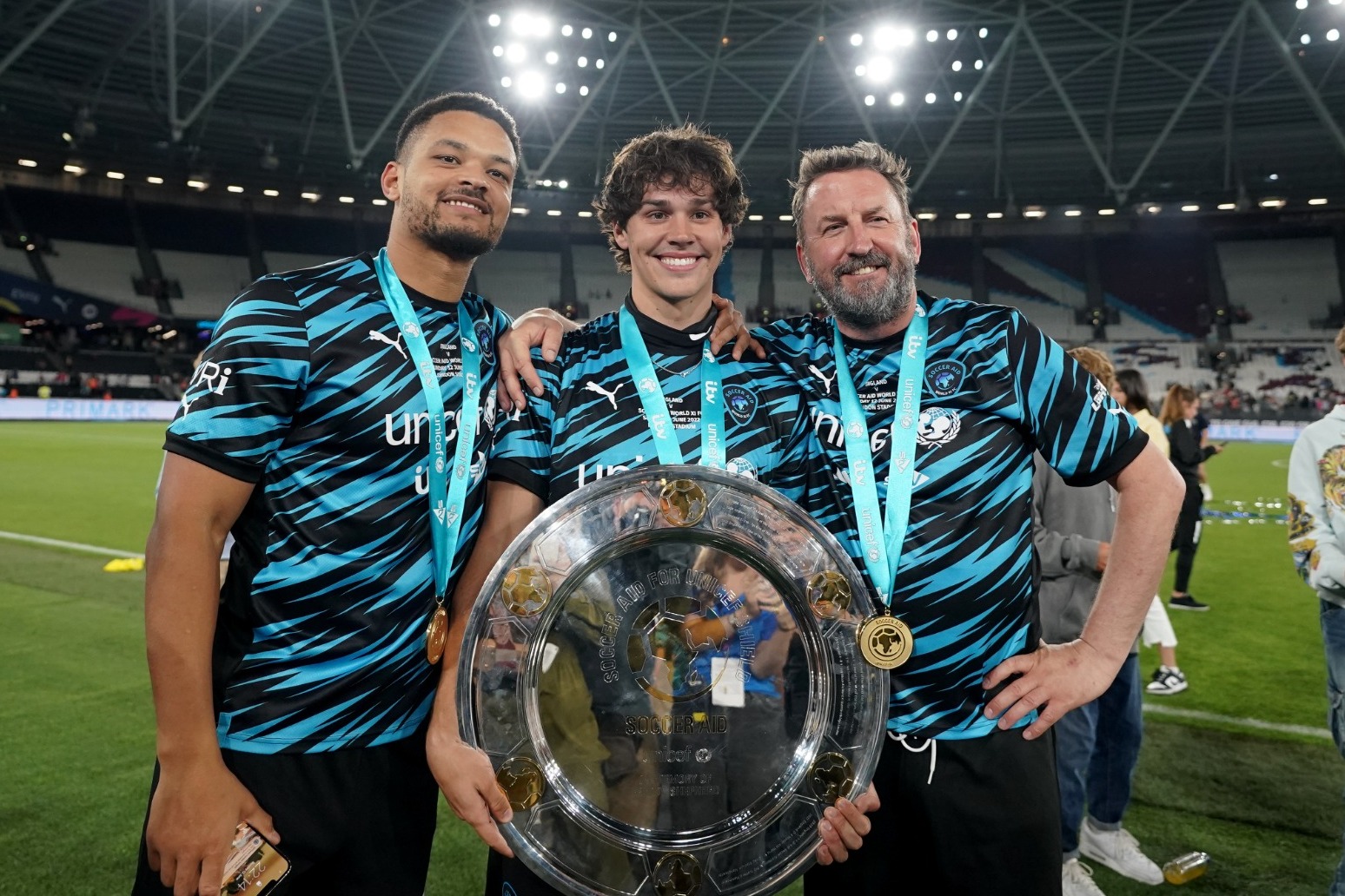World XI beat England on penalties to win Unicef’s Soccer Aid 