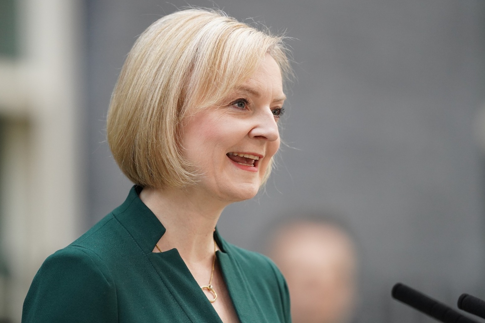 Government urged to investigate reports of Liz Truss phone hacking 