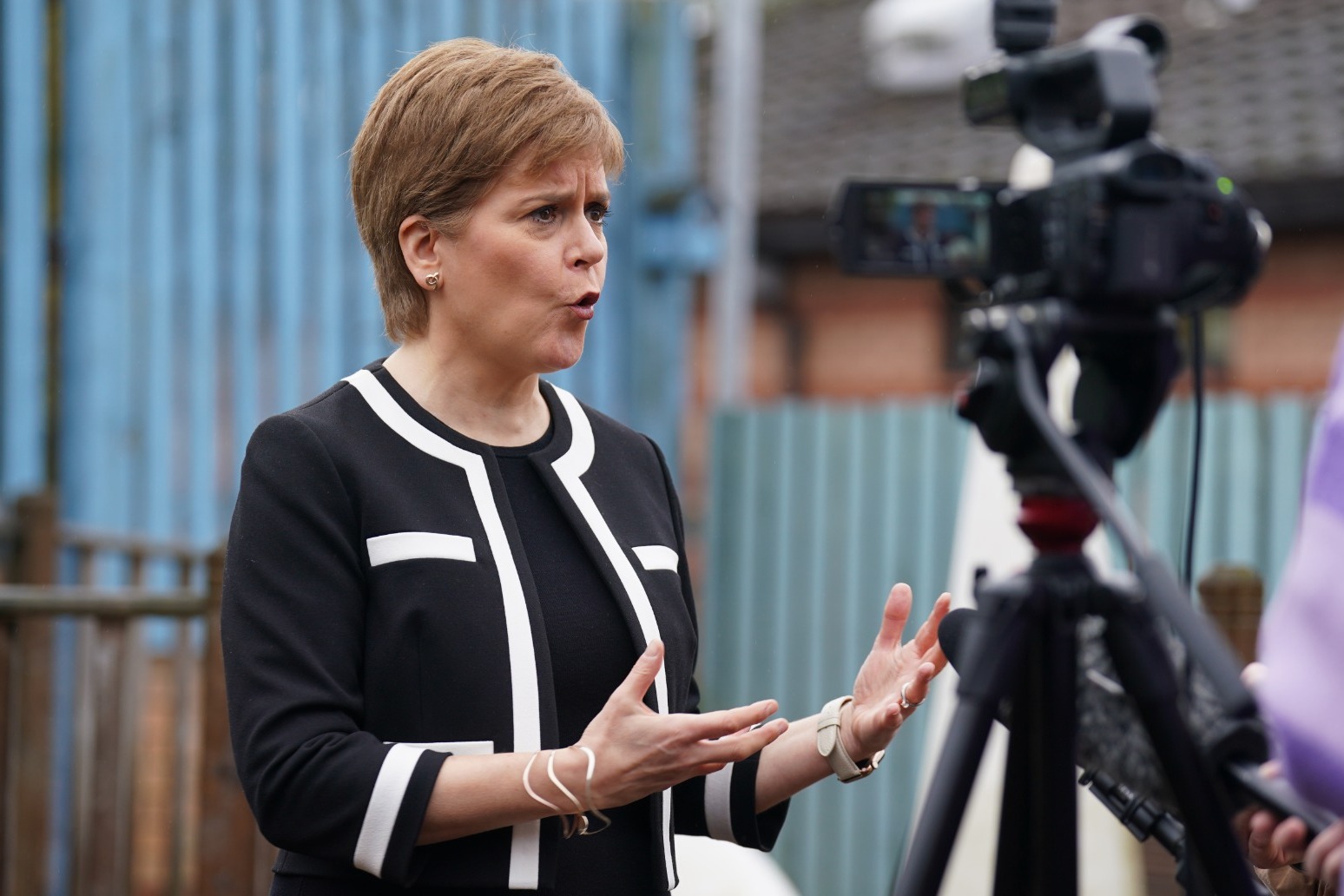 Sturgeon calls for more action on costs crisis in first letter to PM 