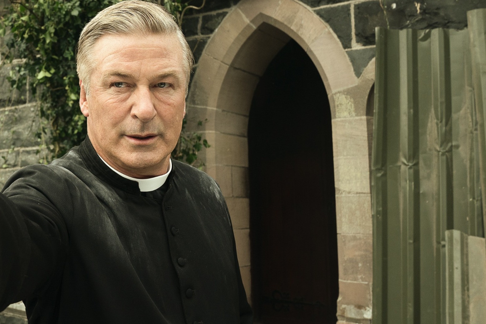 Alec Baldwin’s motion to be dropped from Rust civil lawsuit denied by US judge 
