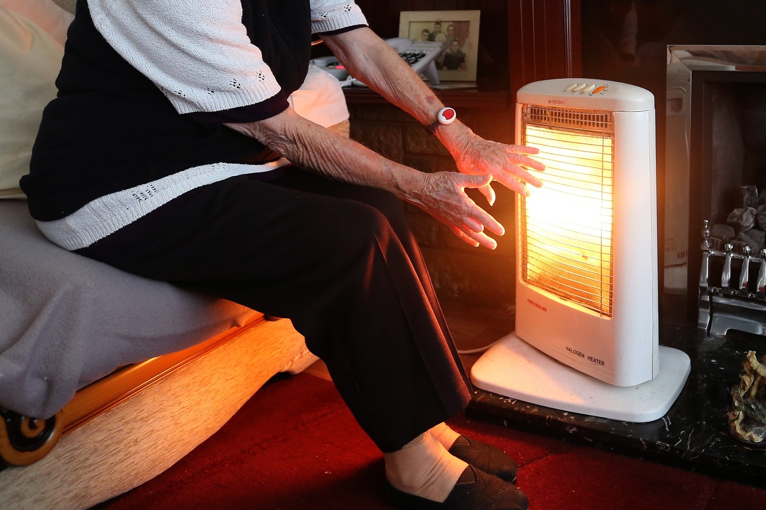 Charities write to PM demanding more help for households in fuel poverty 