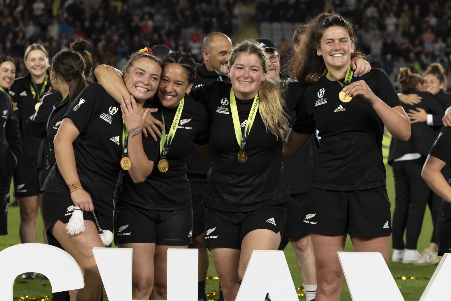 Heartbreak for England as New Zealand blast back to win World Cup 