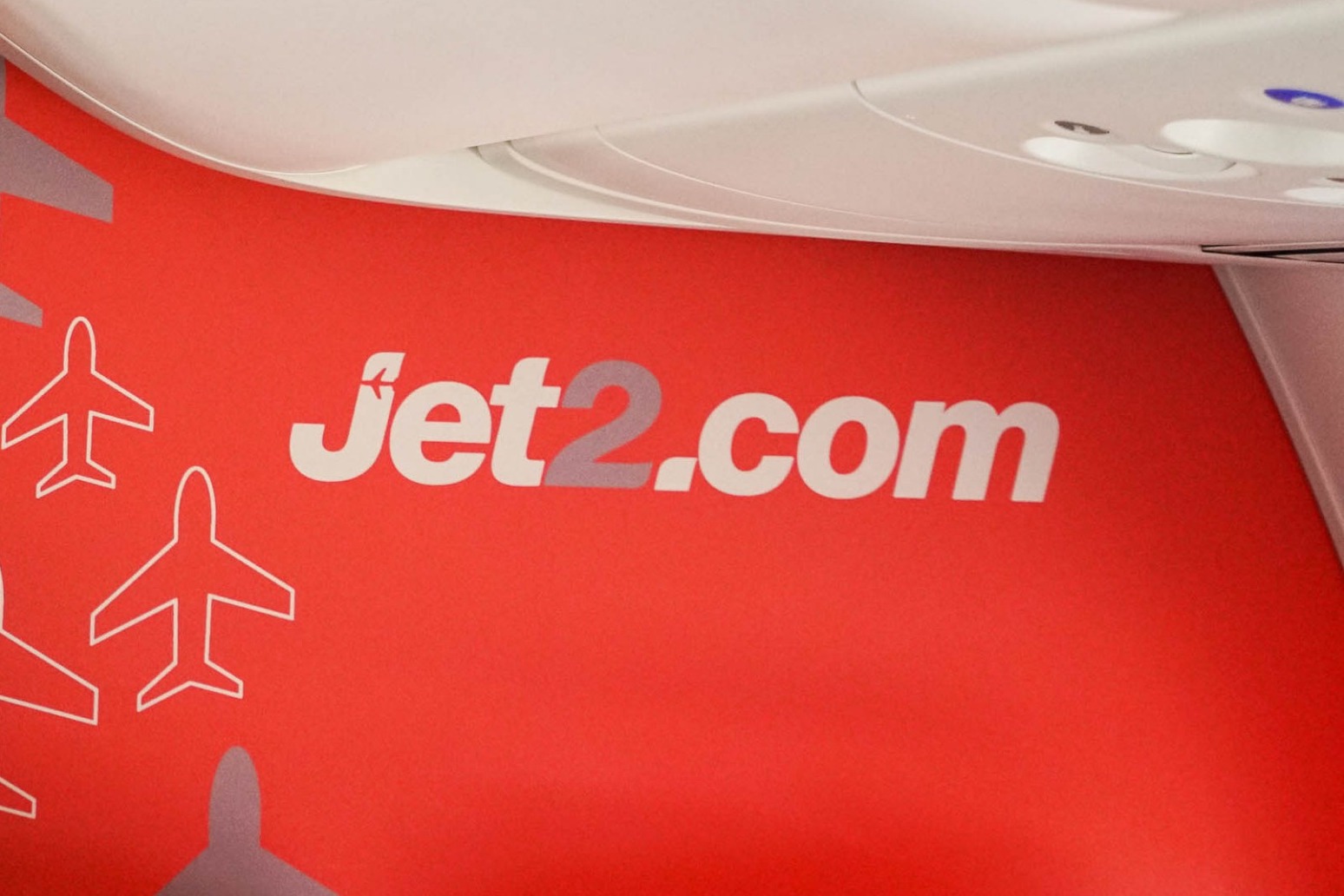 Jet2 hikes annual earnings outlook after returning to profit 