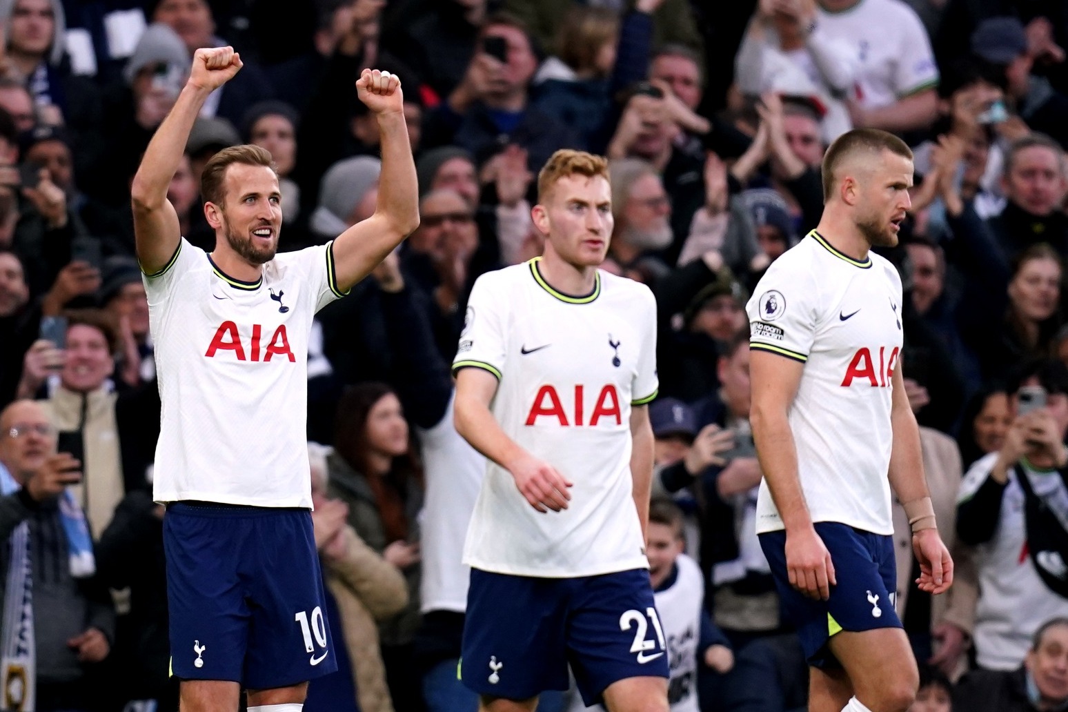 Spurs help rivals Arsenal after shocking second placed City 