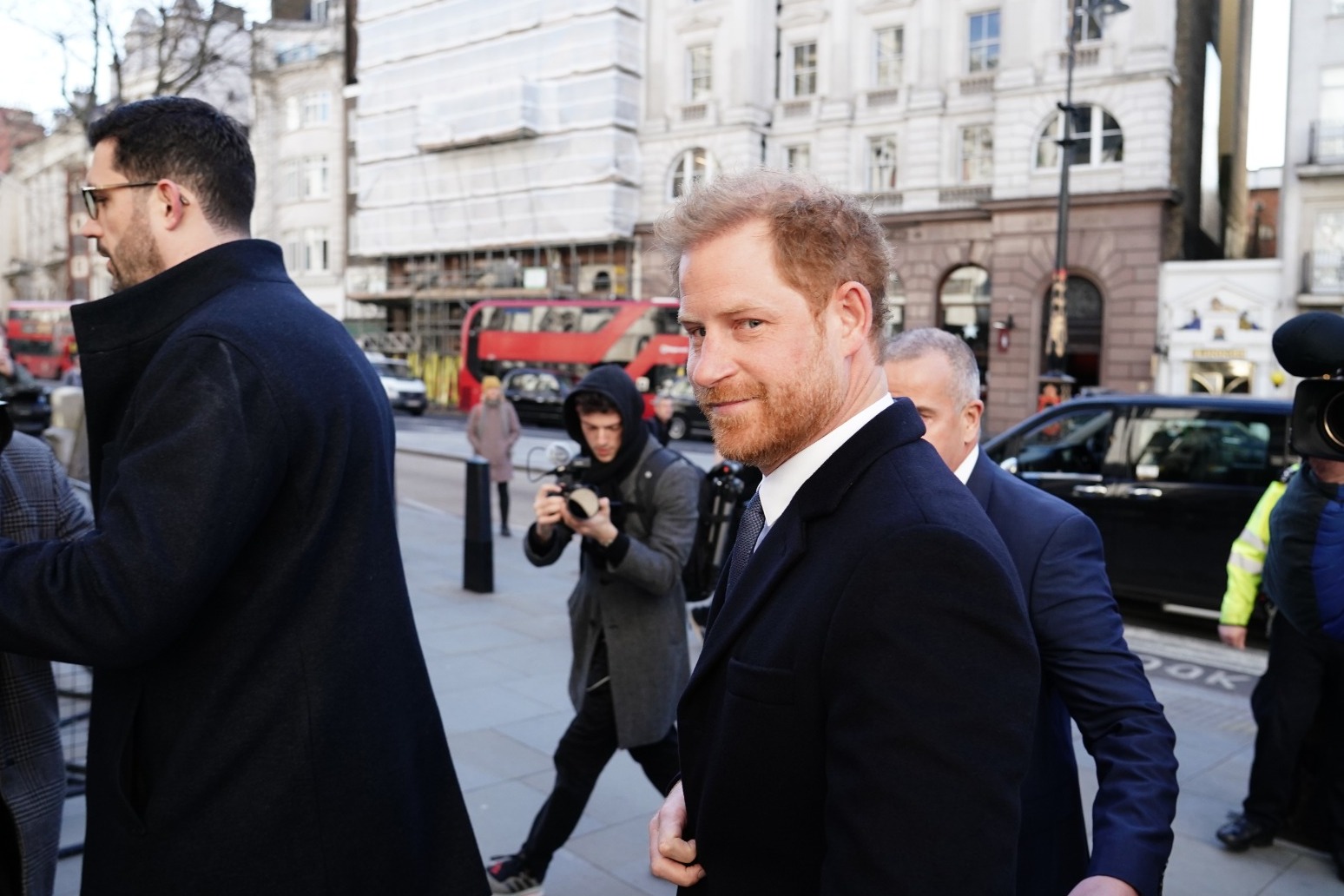 Duke of Sussex arrives in UK for High Court fight on ‘information misuse’ 