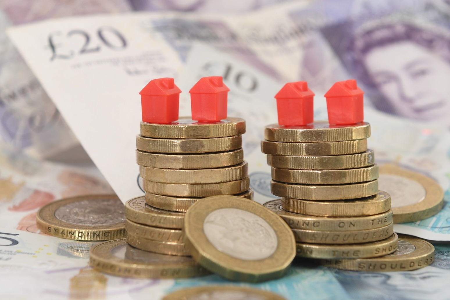 Home-owning still cheaper than renting overall but difference reduced – study 