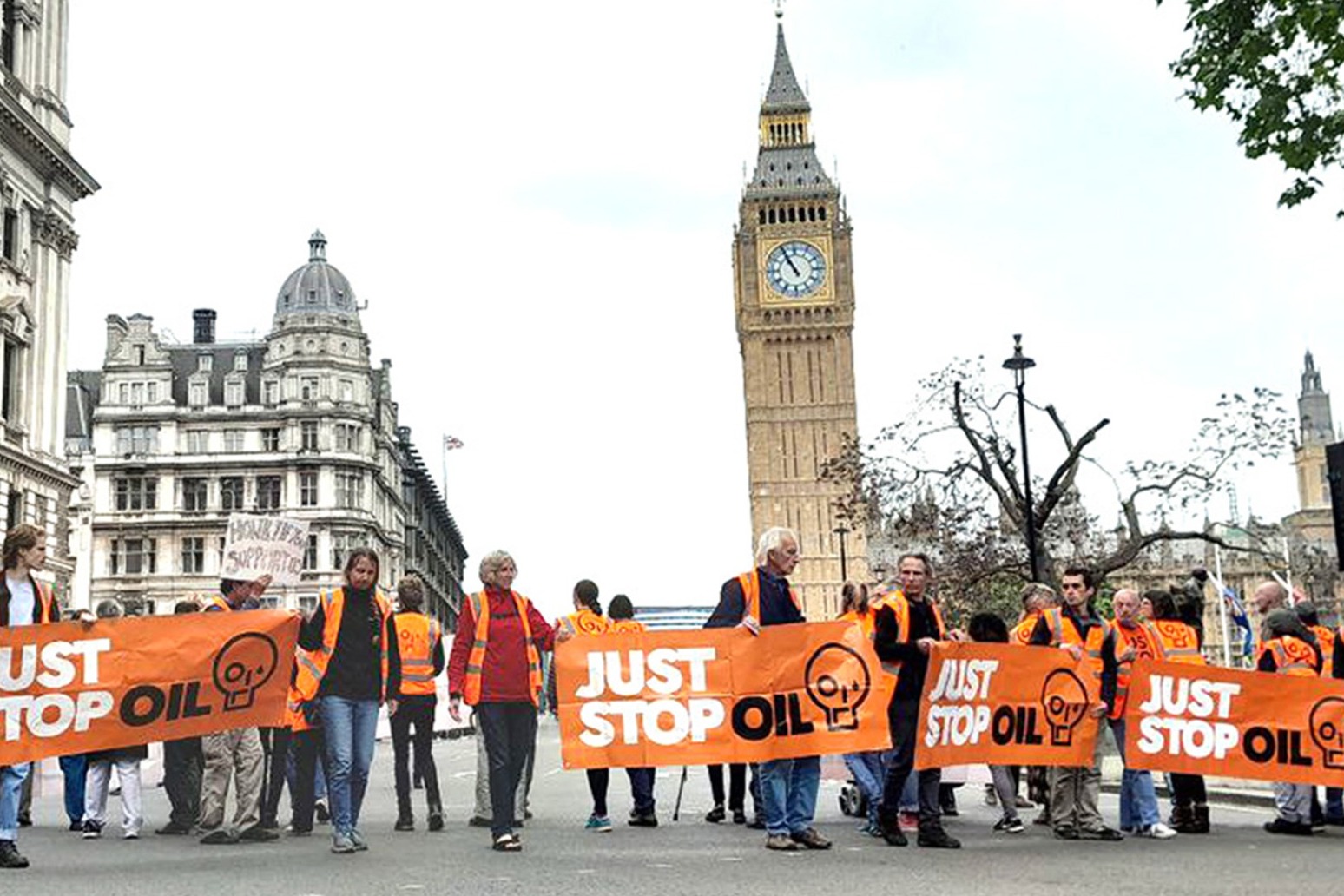 Just Stop Oil protesters arrested in Parliament Square 
